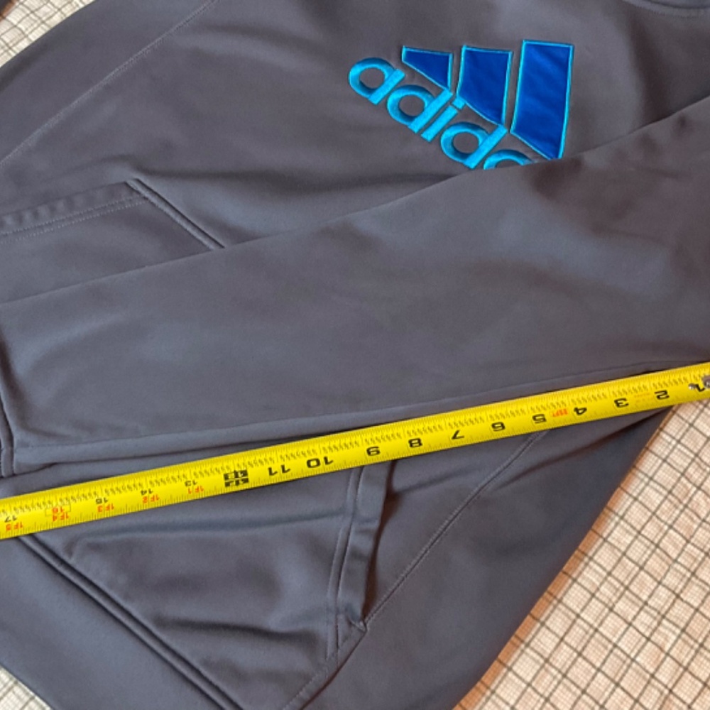 📦Adidas kids gray blue Hoodie Fair Cond. youth XL 18- CLEARANCE PRICED - Picture 10 of 11